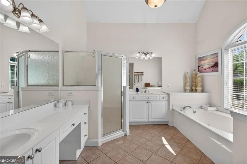 Welcome to 1011 Chestnut Creek Drive in the highly sought-after - photo 25