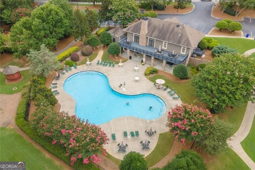 Welcome to 1011 Chestnut Creek Drive in the highly sought-after - photo 37