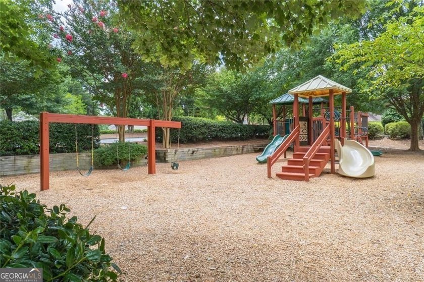 Welcome to 1011 Chestnut Creek Drive in the highly sought-after - photo 40