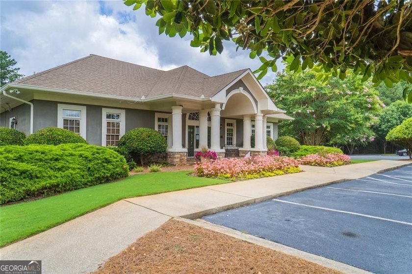 Welcome to 1011 Chestnut Creek Drive in the highly sought-after - photo 44