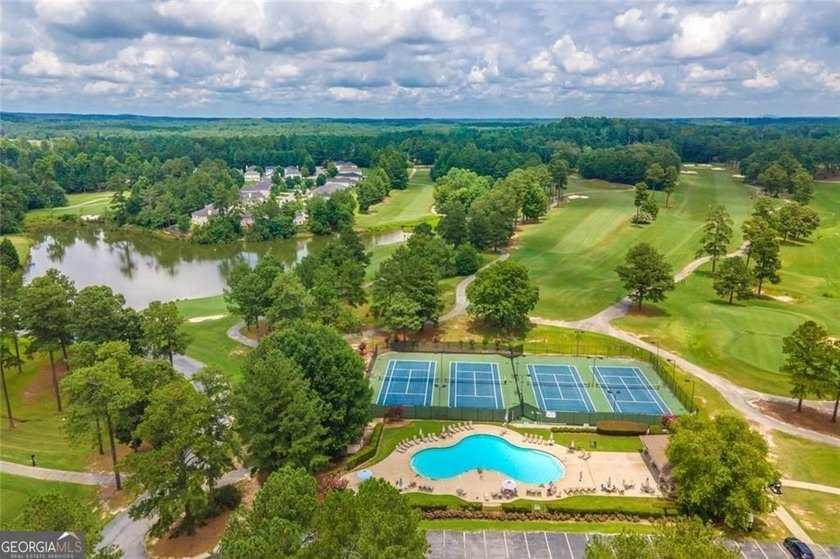 Welcome to 1011 Chestnut Creek Drive in the highly sought-after - photo 46