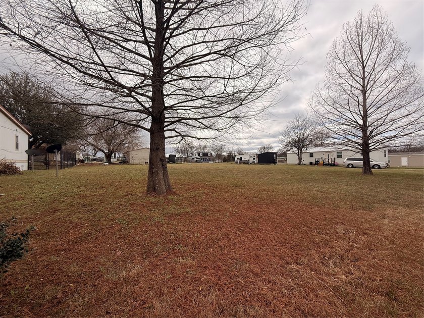These are two spacious slots located in the highly desirable - photo 2