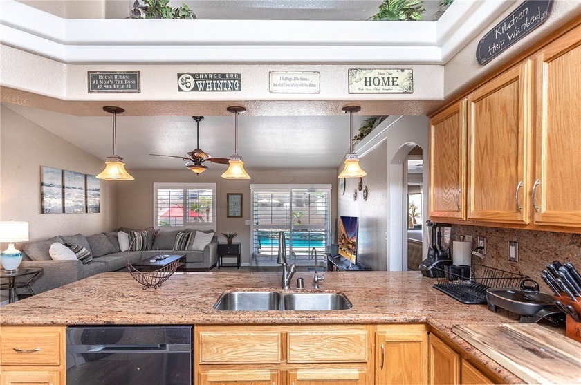 Looking for a move-in ready home or a solid  investment? This - photo 16