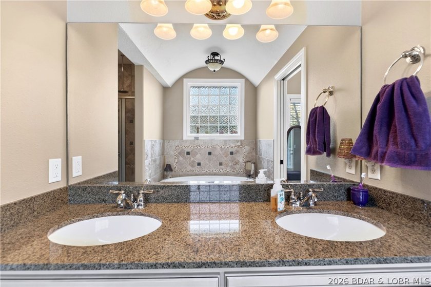 Tucked into the peaceful Deer Path Estates community, 132 Antler - photo 25