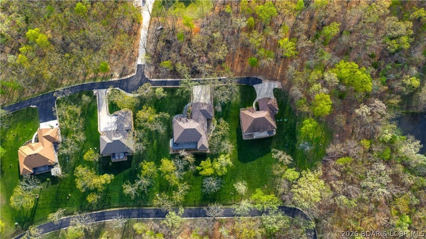 Tucked into the peaceful Deer Path Estates community, 132 Antler - photo 35