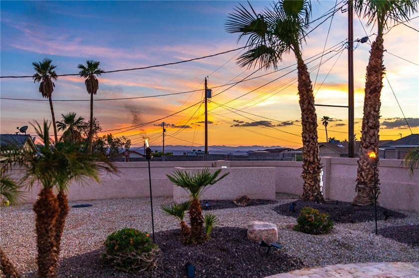 Looking for a move-in ready home or a solid  investment? This - photo 49