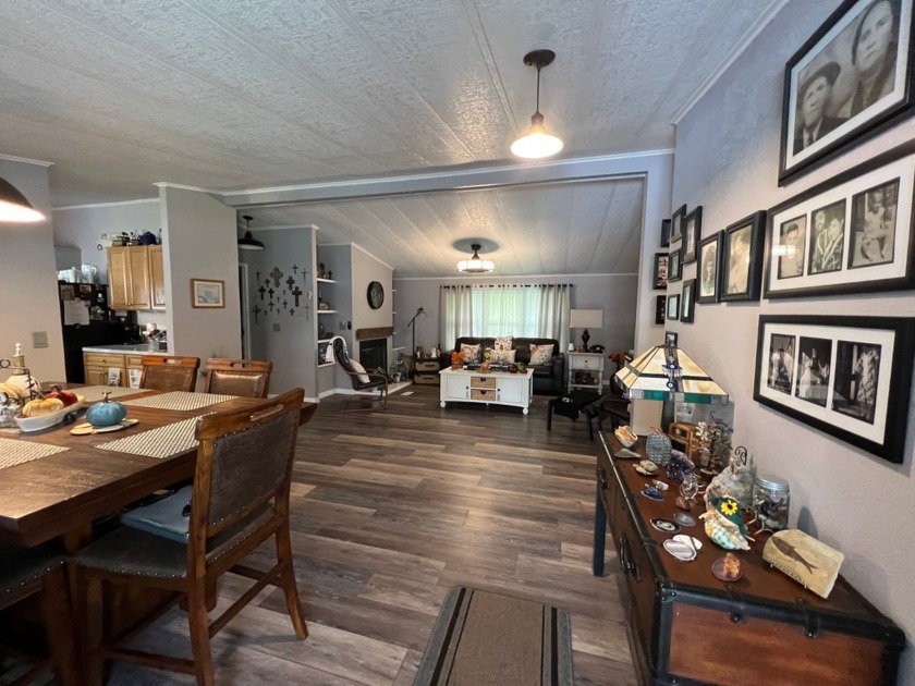 Stunning home located in Reflections on Silver Lake 55+ - photo 5