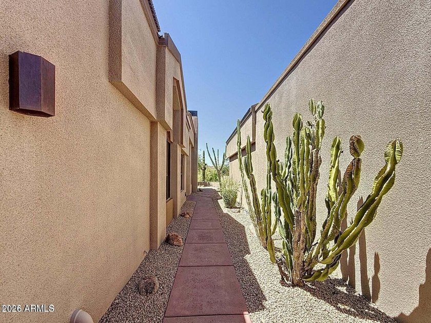 Totally remodeled 2025 Designed by renowned Architect, Award - photo 6