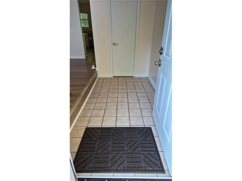 *** Motivated Seller *** A *Very Large*, *Very Nice* 4 BR, 3 - photo 12