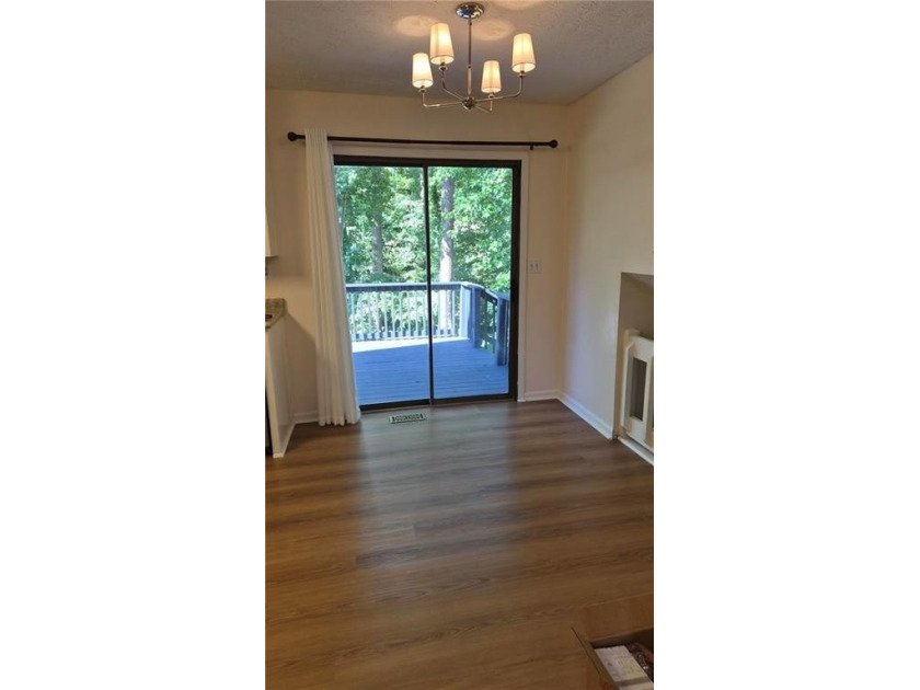 *** Motivated Seller *** A *Very Large*, *Very Nice* 4 BR, 3 - photo 26