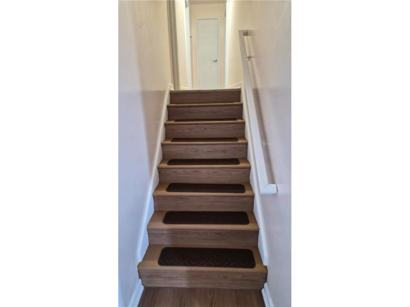 *** Motivated Seller *** A *Very Large*, *Very Nice* 4 BR, 3 - photo 28