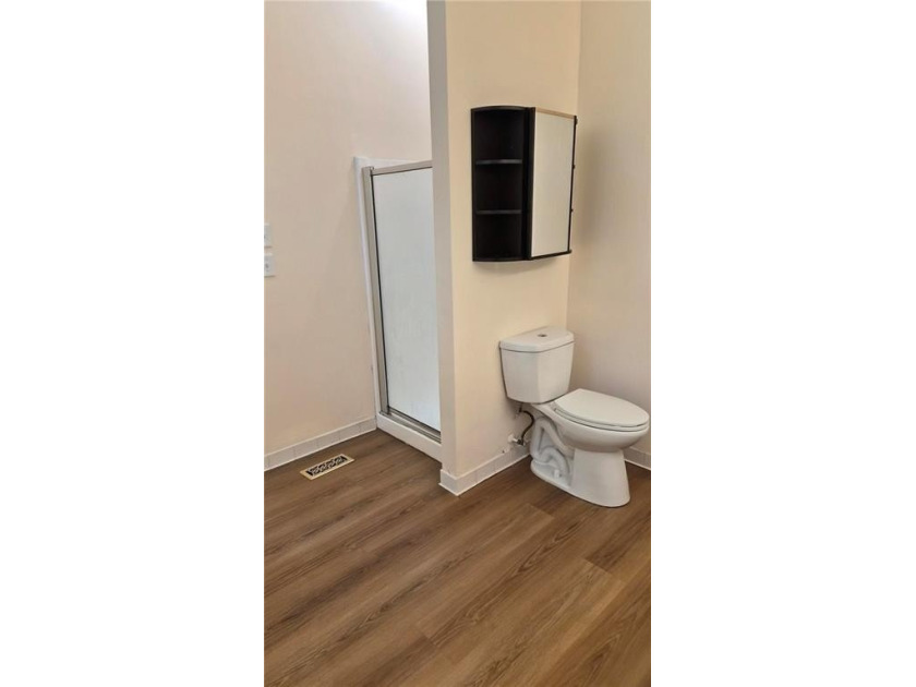 *** Motivated Seller *** A *Very Large*, *Very Nice* 4 BR, 3 - photo 35