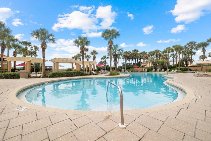 Indulge in serene Gulf views and pristine white sand beaches - photo 36