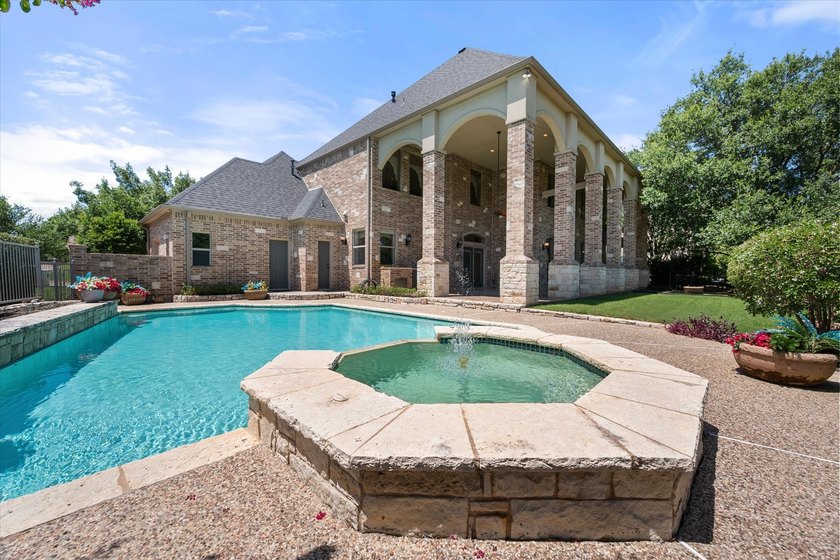 Welcome to luxury living in the prestigious gated community of - photo 38