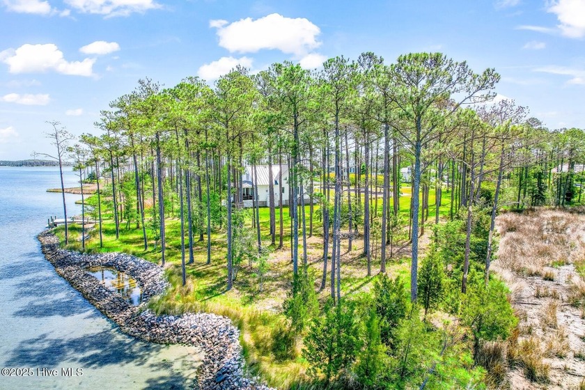 There's simply nothing like this peninsula view. 241 Oyster - photo 15