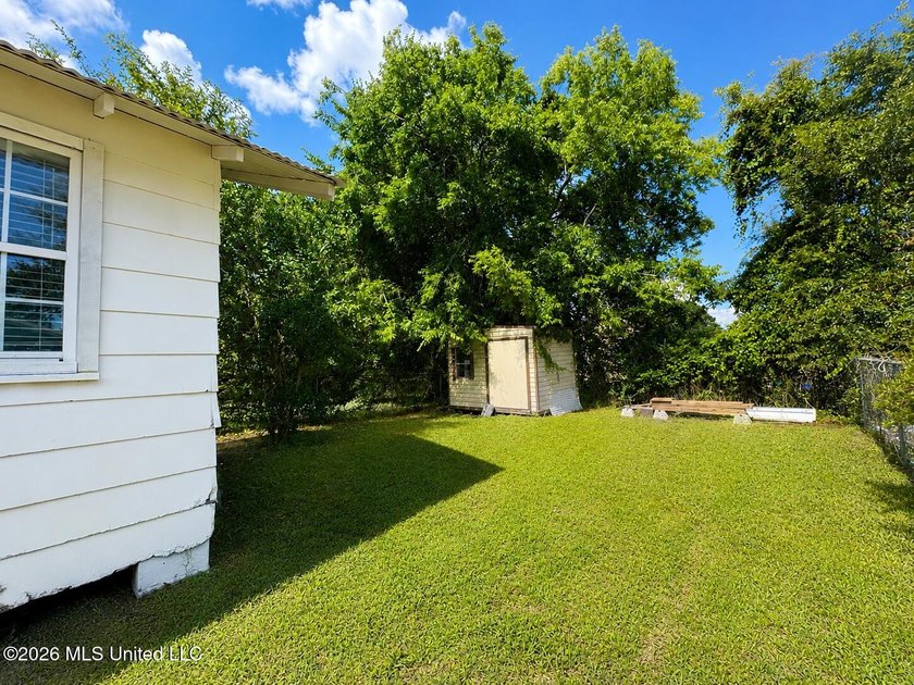 Discover this beautifully remodeled shotgun bungalow in the - photo 11