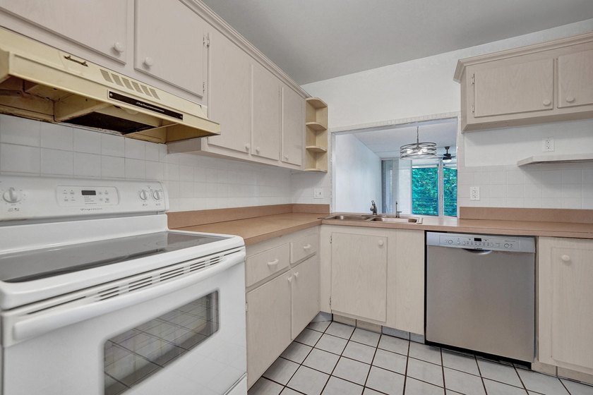 Experience resort-style living in this spacious 2-bedroom - photo 14