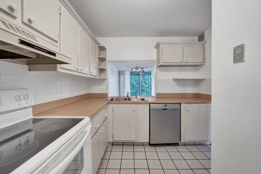 Experience resort-style living in this spacious 2-bedroom - photo 15