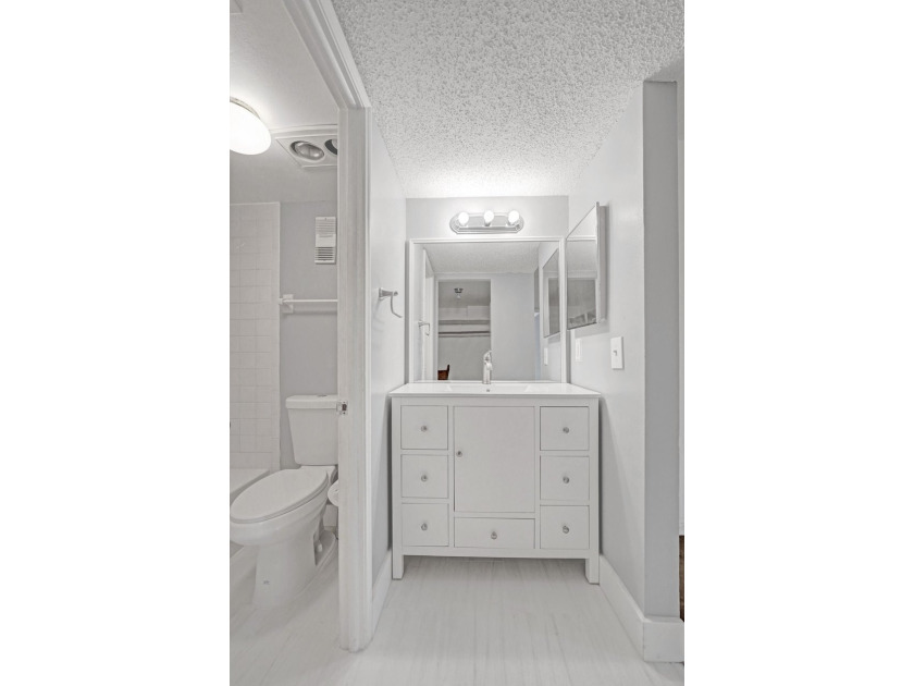 Experience resort-style living in this spacious 2-bedroom - photo 42