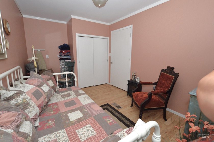 Multi-Unit Opportunity on the Clearwater River. 3 Homes!! - photo 18