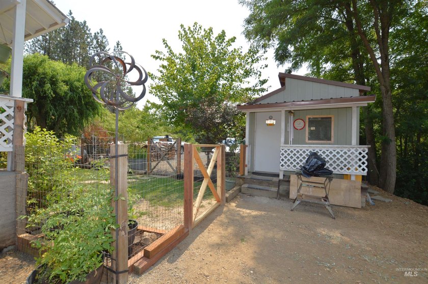 Multi-Unit Opportunity on the Clearwater River. 3 Homes!! - photo 27