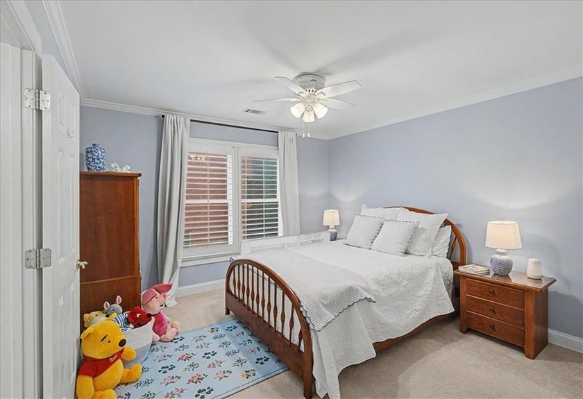 Meticulously maintained by the original owners, this ELEGANT - photo 35