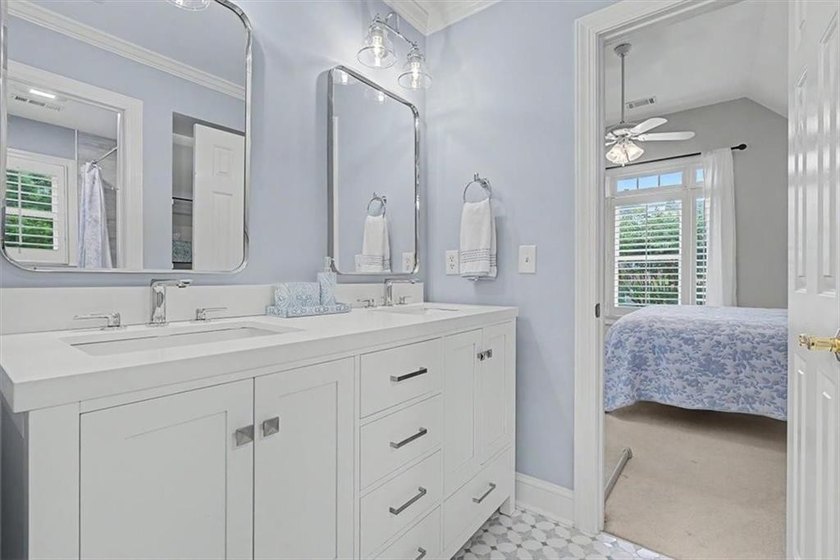 Meticulously maintained by the original owners, this ELEGANT - photo 36