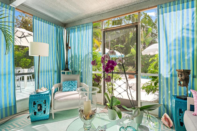 A rare opportunity to own a private tropical oasis in SoSo, one - photo 6