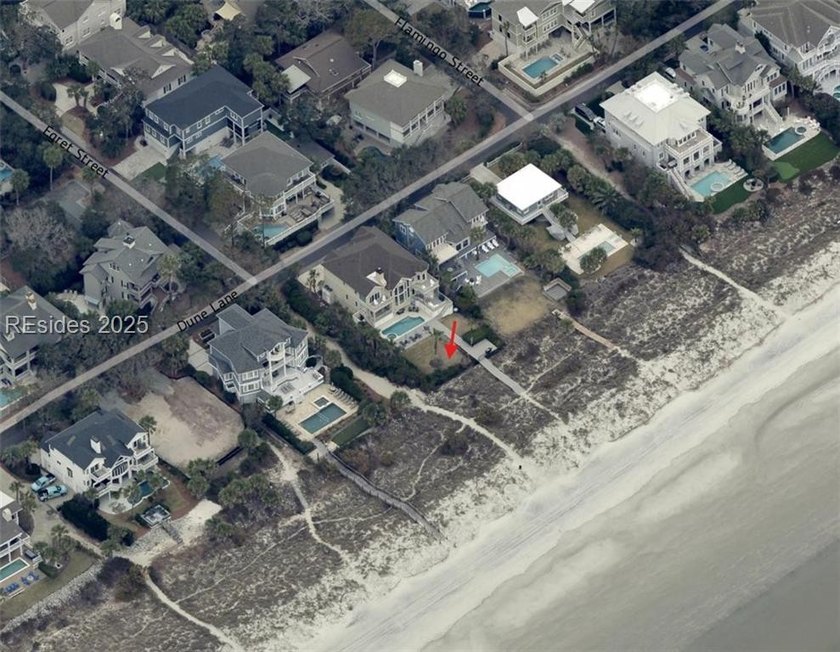 Incredible investment opportunity. Oceanfront strand lot located - photo 2