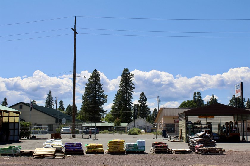This well-known Westwood landmark sits on 1.26 acres and until - photo 8