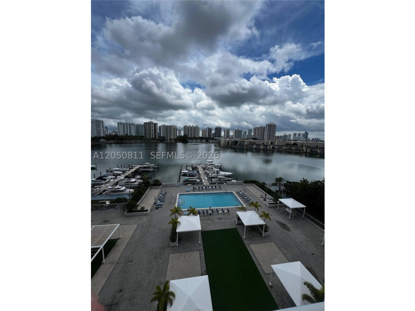 Experience waterfront living from this beautiful residence - photo 4