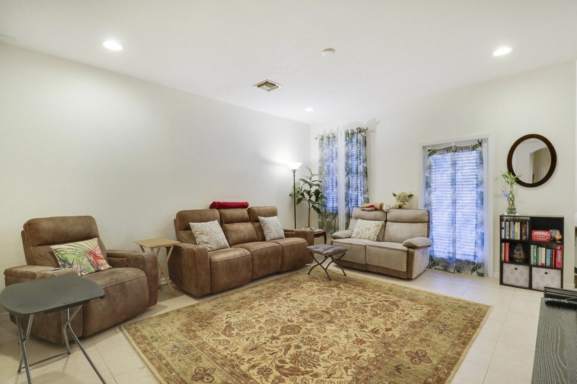 Great Investment Opportunity! Long term tenant in place at - photo 6