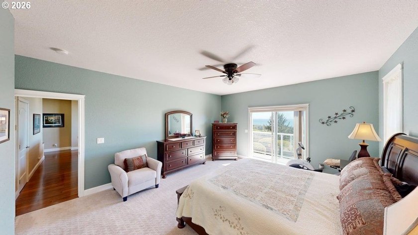 Experience breathtaking Pacific Ocean views from this - photo 19