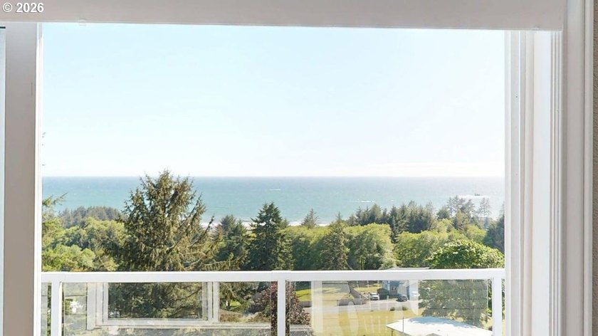Experience breathtaking Pacific Ocean views from this - photo 32