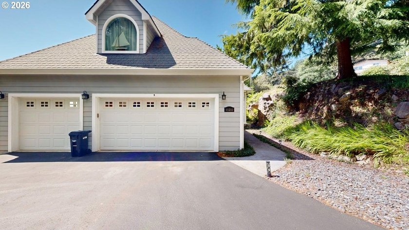 Experience breathtaking Pacific Ocean views from this - photo 36
