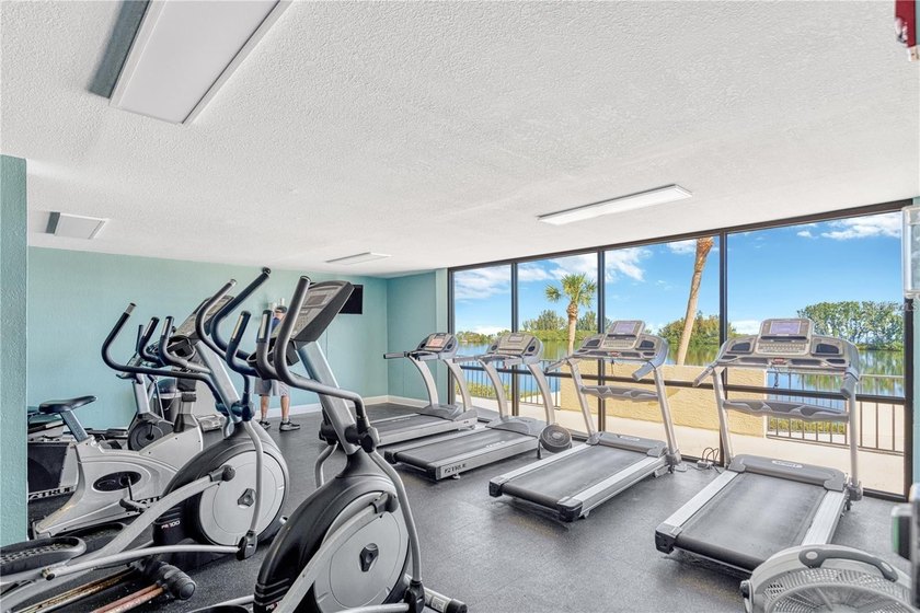 PRICED TO SELL ~~ EXCELLENT VALUE FOR 7TH FLOOR CONDO WITH - photo 31
