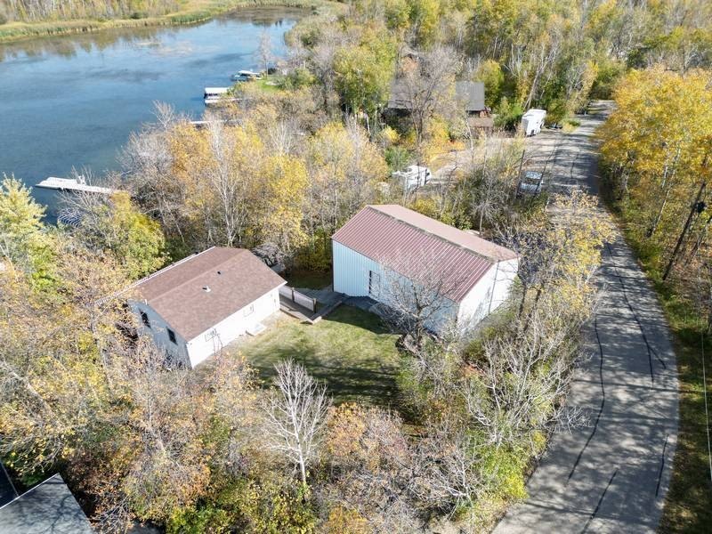PLEASE MAKE SURE TO CLICK ON THE DRONE VIDEO OF THIS PROPERTY - photo 5