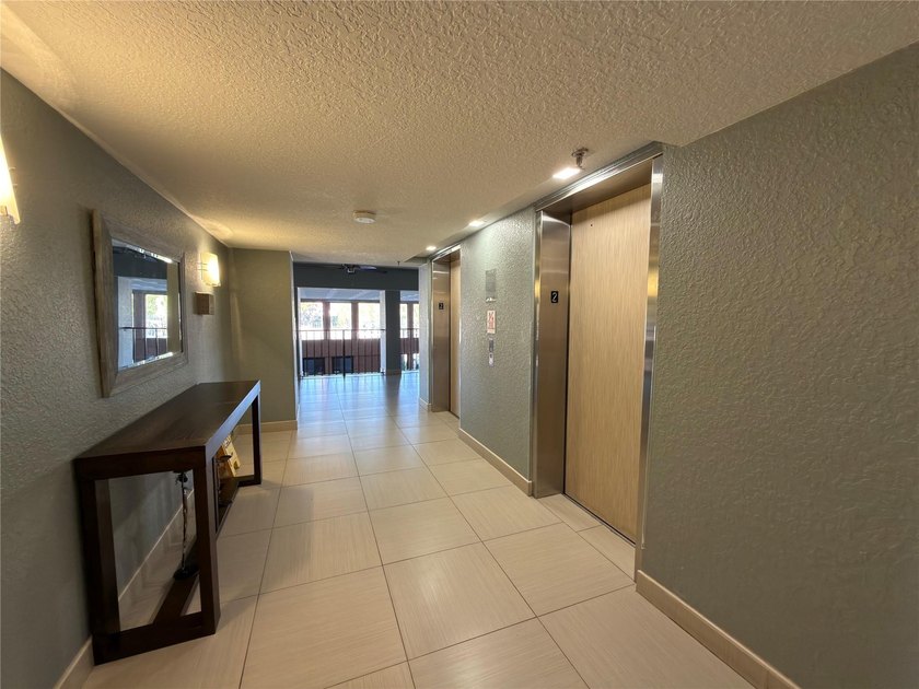 Welcome to beautiful Boca Raton! This move-in ready unit is a - photo 7