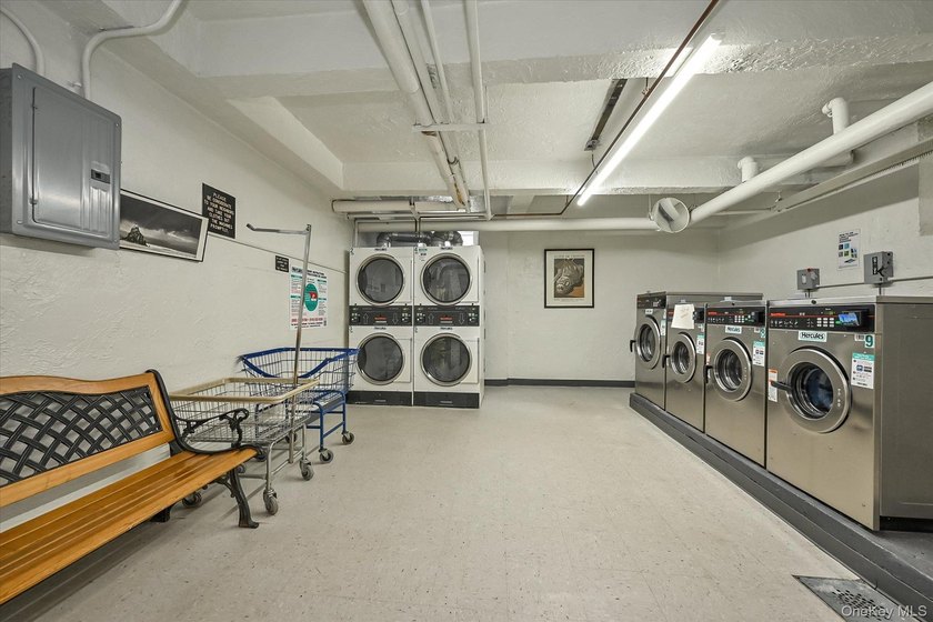 Over-sized, 1 Bedroom and 1 Bathroom apartment on the 6th Floor - photo 14
