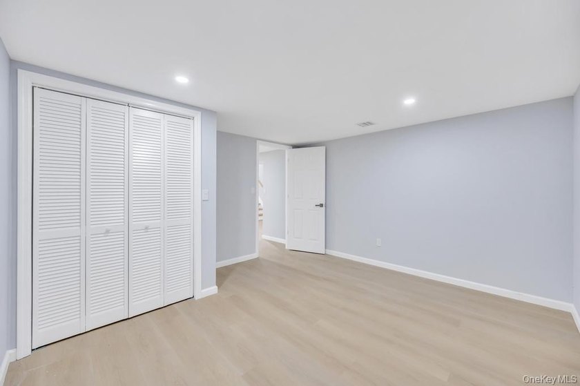 Welcome to this beautifully updated 3-bedroom, 2-bathroom Ranch - photo 18