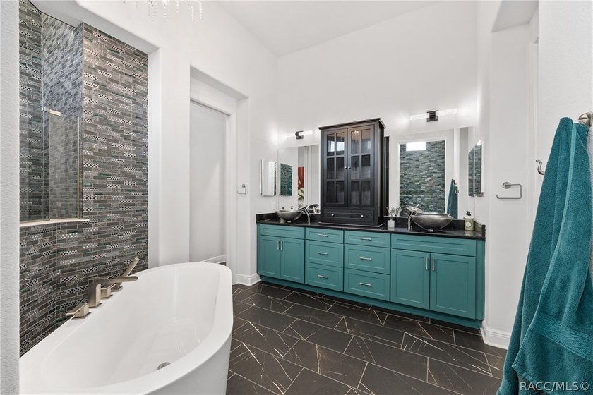 **As an added value, the seller is offering one year of - photo 38