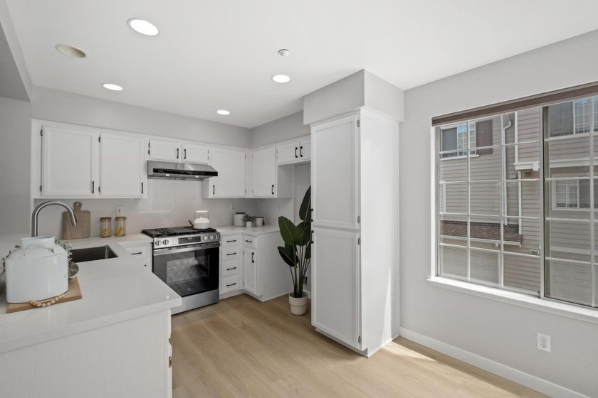 *Bright and airy with soaring ceilings and abundant natural - photo 14