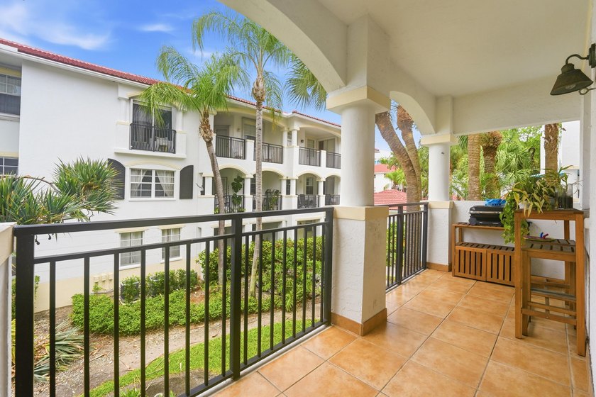 Rarely available 2BR/2BA at Village by the Bay, Aventura - photo 26