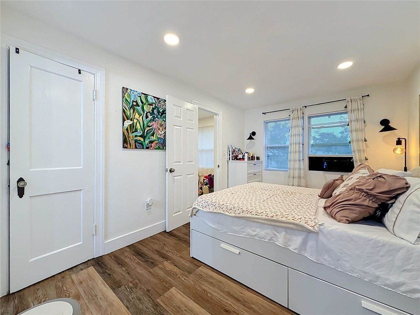 Virtually Staged. ASK ABOUT MY PREFERRED LENDER INCENTIVE - photo 29