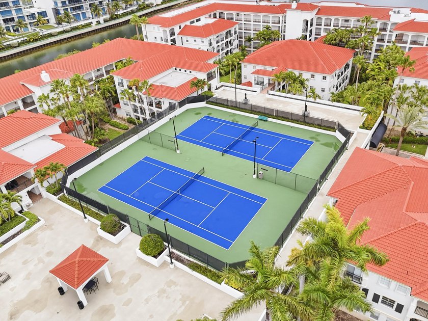 Rarely available 2BR/2BA at Village by the Bay, Aventura - photo 30