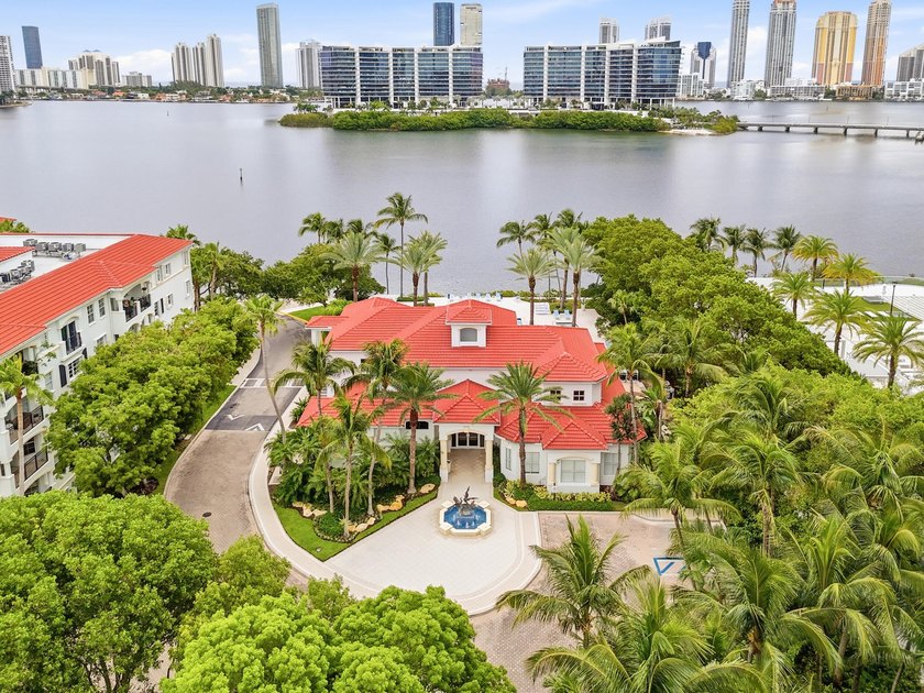 Rarely available 2BR/2BA at Village by the Bay, Aventura - photo 33