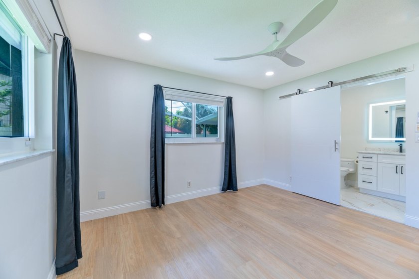 Welcome to this charming 3-bedroom, 2-bathroom single-story - photo 39