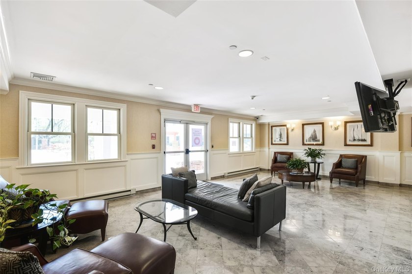 A refined one-bedroom residence at Sweetwater offering - photo 16