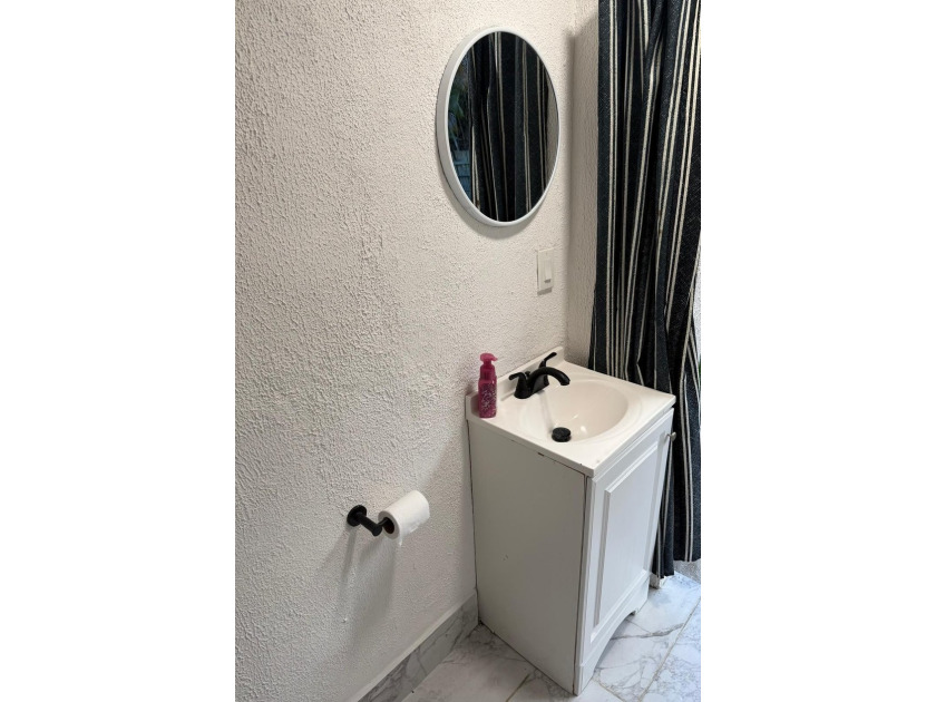Exceptional opportunity in Boca Raton with NO HOA! This - photo 17