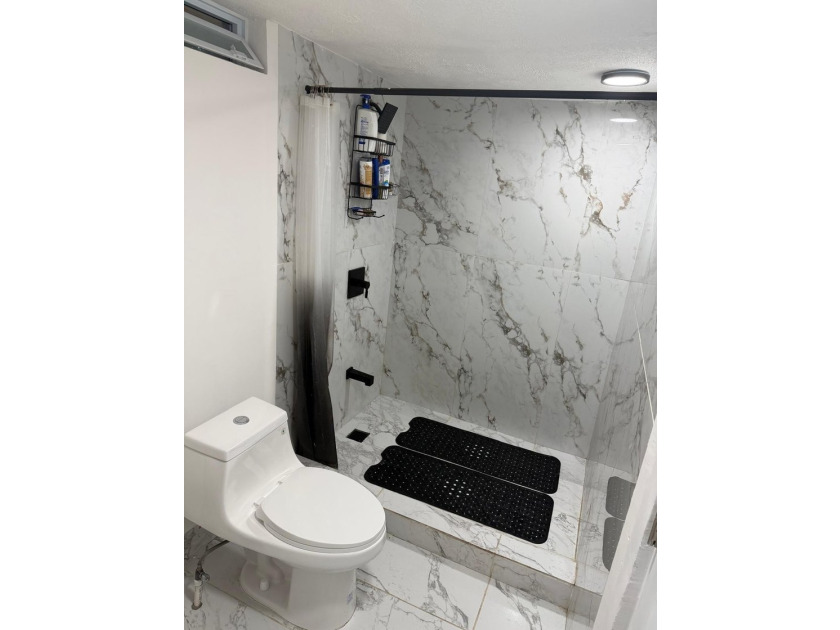 Exceptional opportunity in Boca Raton with NO HOA! This - photo 21